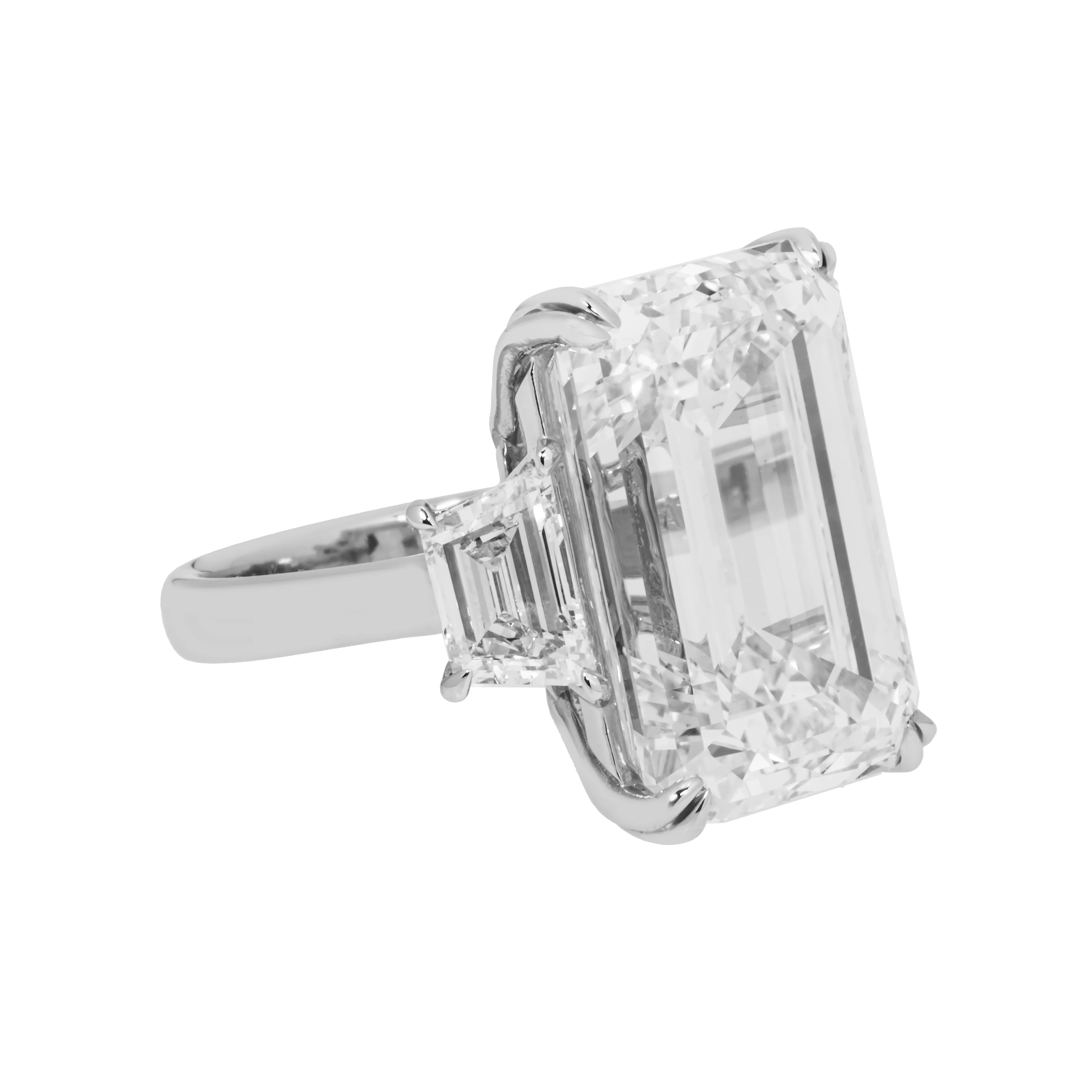 Platinum 20.0ct Triple Emerald Cut Diamond Engagement Ring 21.96ctw - Image 6