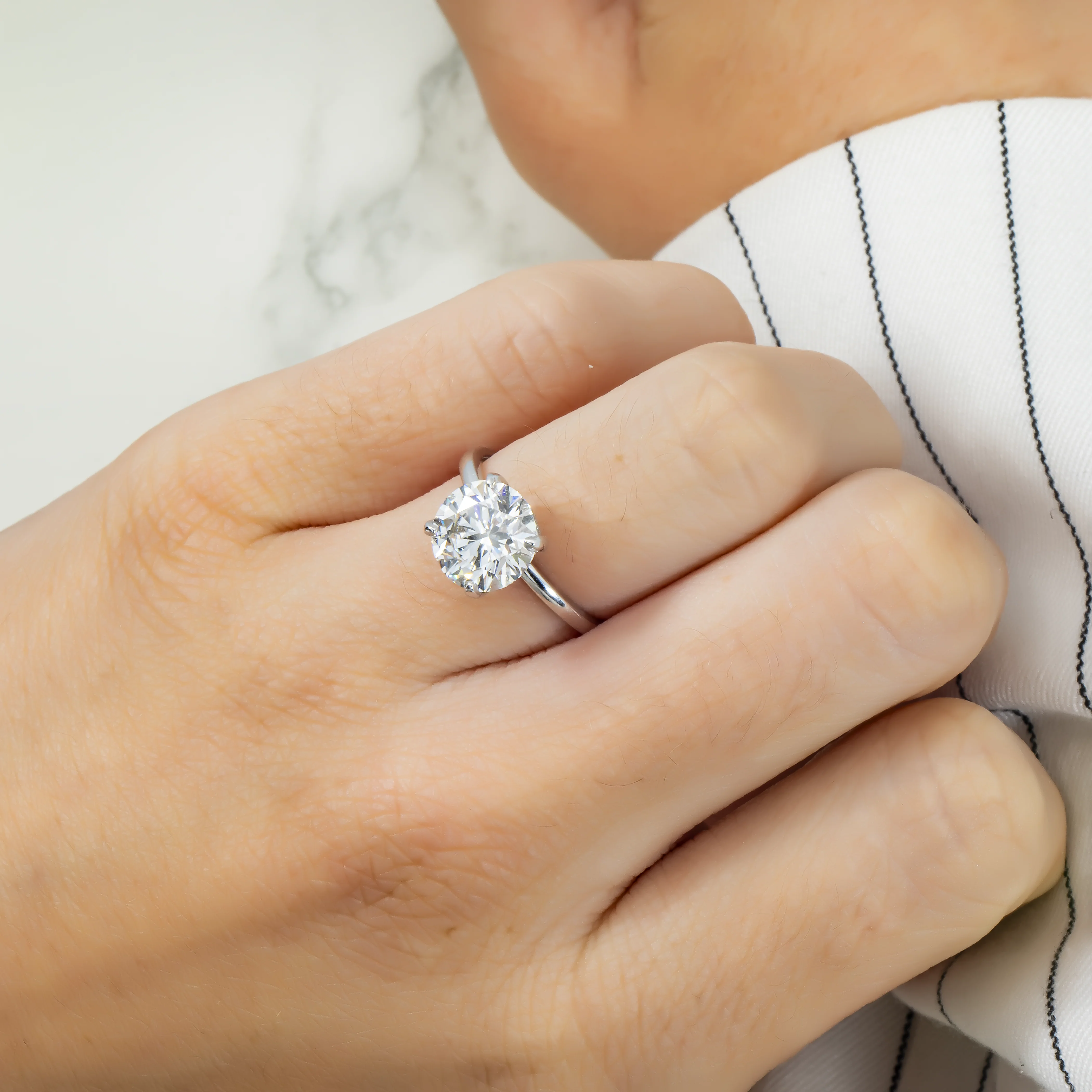 GIA Platinum 3ct Round Cut Solitaire Diamond Engagement Ring 3.09ctw - Image 3
