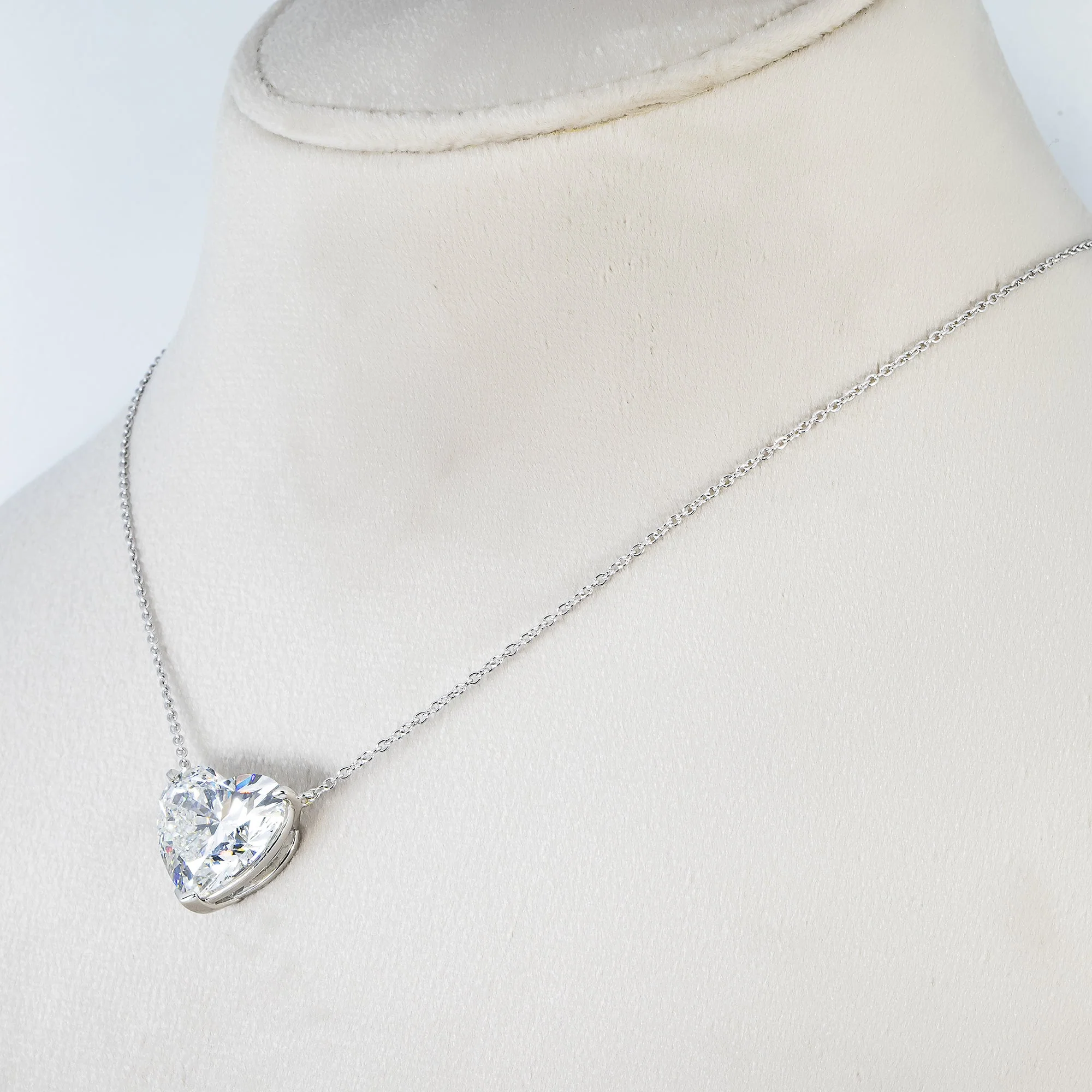 IGI Platinum Solitaire Heart Cut Diamond Pendant & Chain Necklace 13.16ct - Image 3
