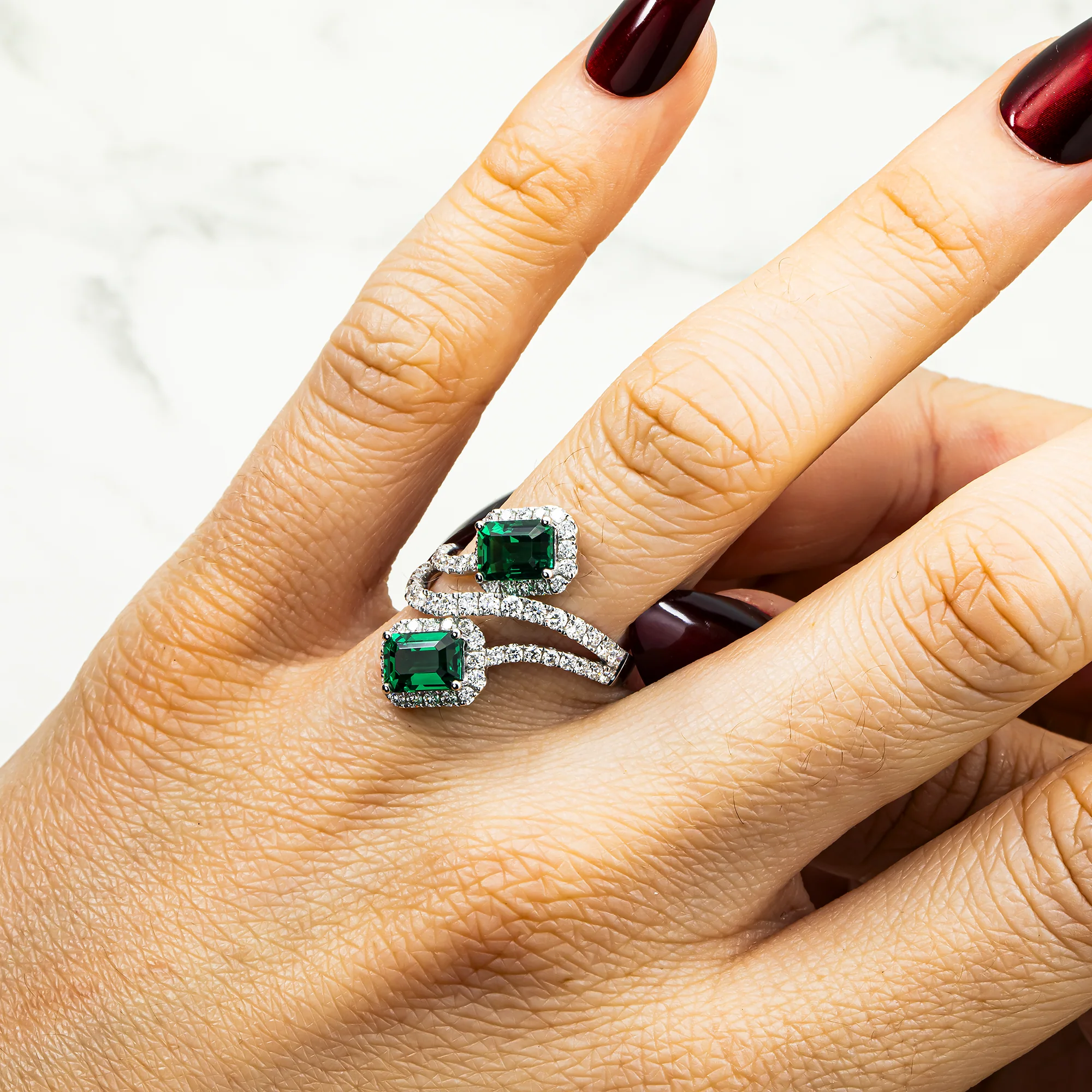 White Gold Emerald Cut Emerald & Round Diamond Wrap Ring 3.31ct - Image 2