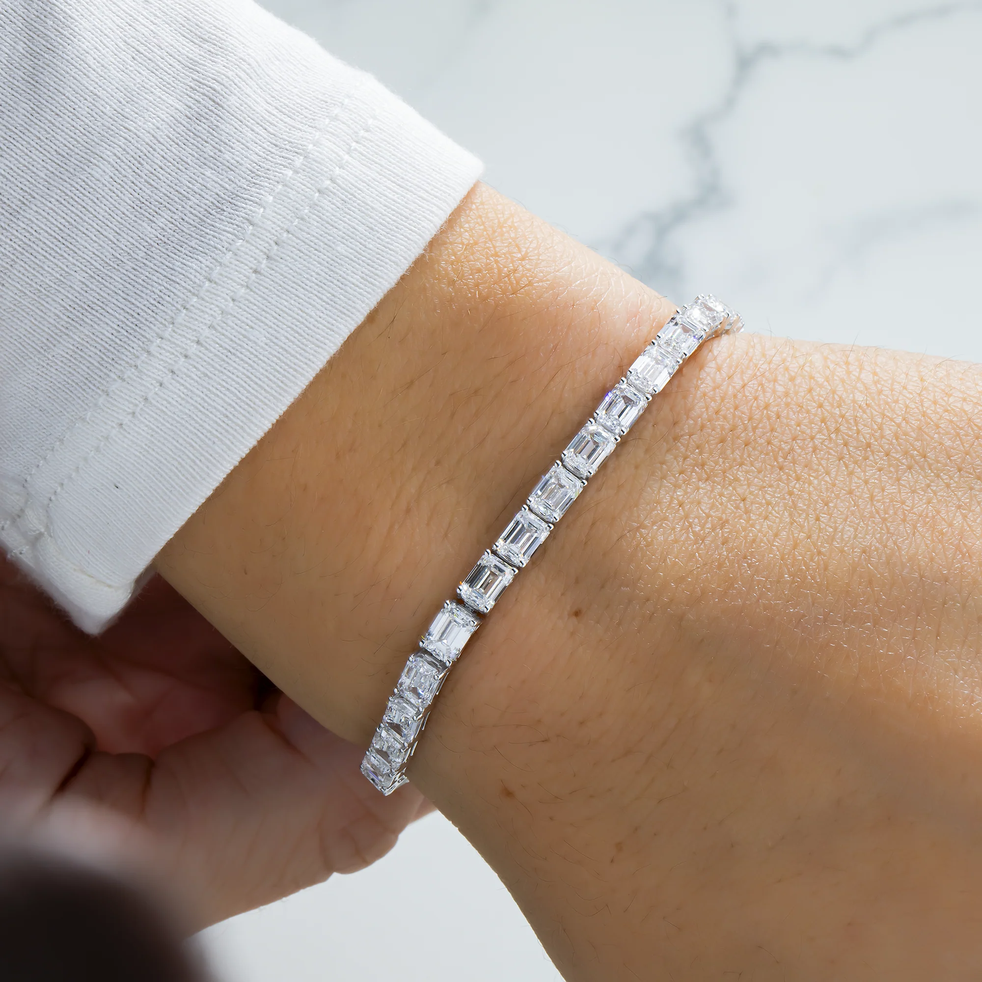 White Gold Emerald Diamond Tennis Bracelet 13.98ct - Image 2