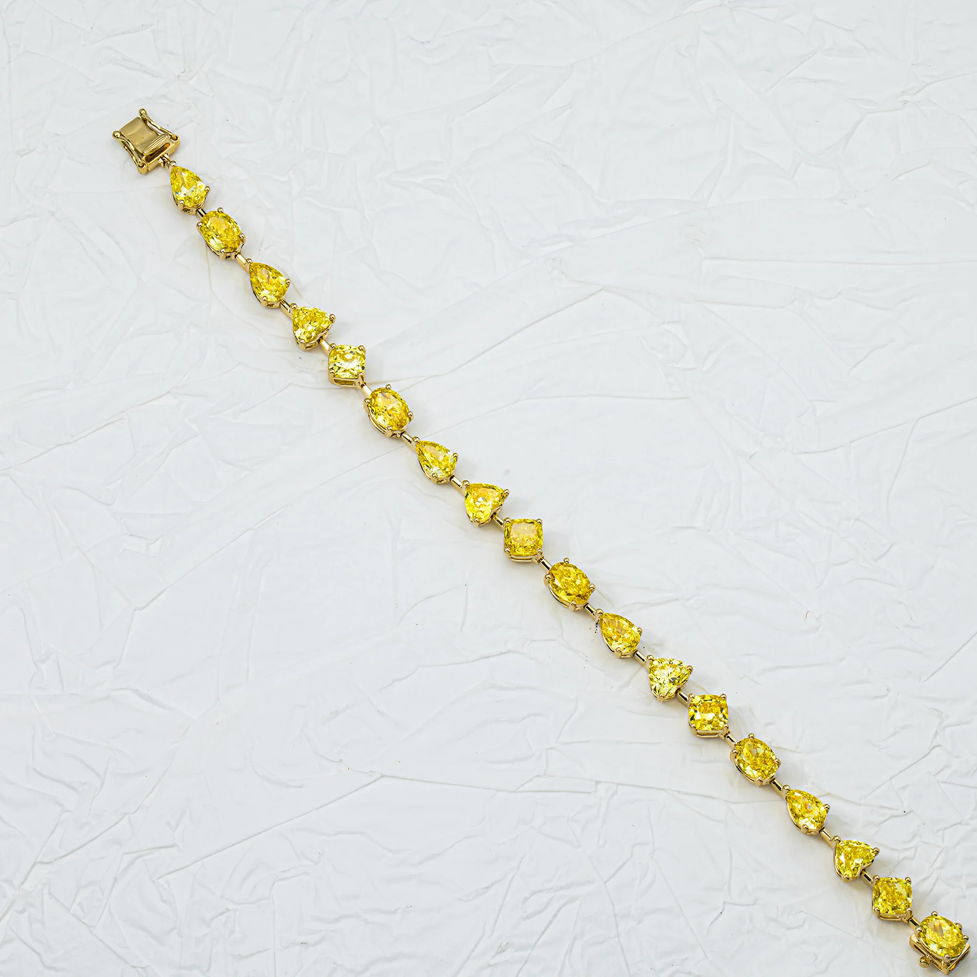 Yellow Gold Fancy Yellow Multi Shape Diamond Bracelet 15.53ct - Image 4